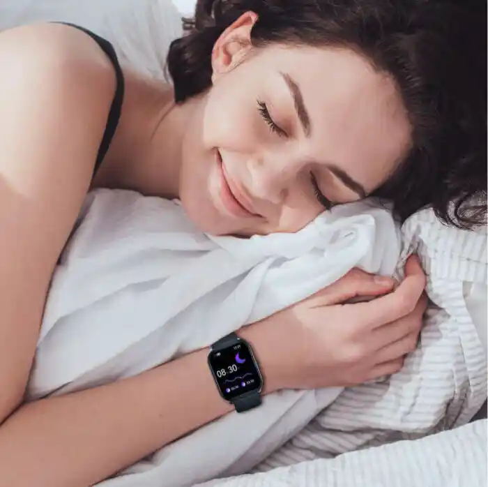 Wear the FitiWatch from morning to night