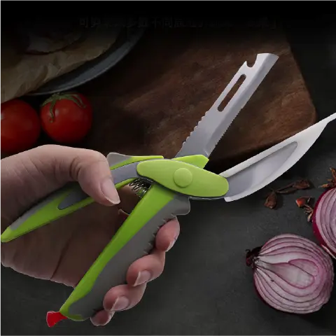 Kitchen Super Scissors in kitchen